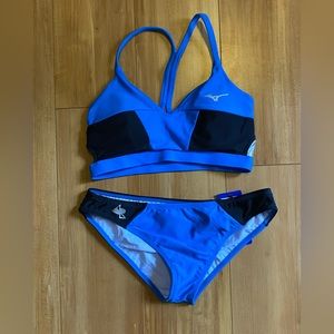 Mizuno Volleyball April Ross Set